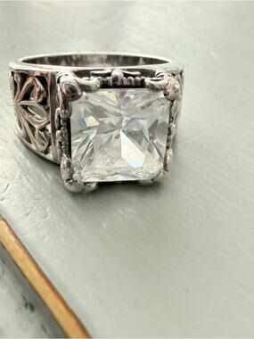 925 Sterling Silver CZ Ring Size 8.5